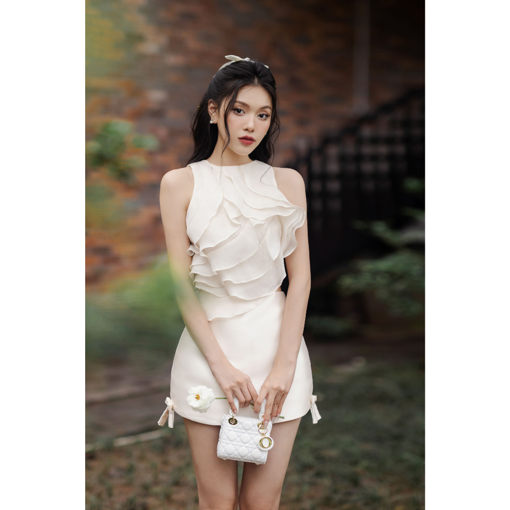 Áo croptop nữ sát nách phối voan xếp lớp bèo xéo