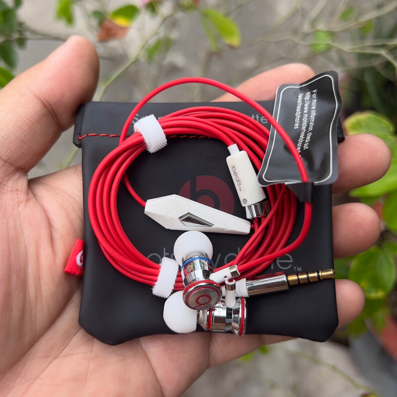 Tai nghe có dây Ibeat mon.ter chân cắm tròn 3.5mm