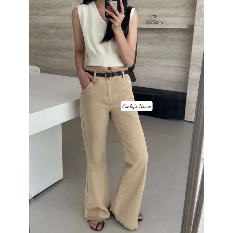 Quần jeans loe nâu tây giúp chân nàng dài vãi