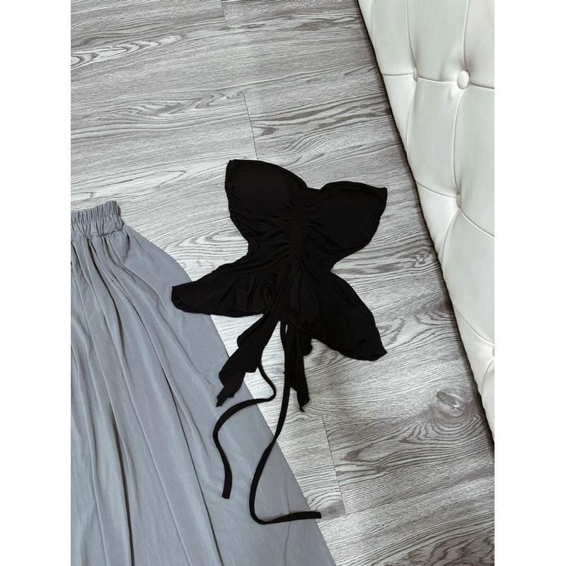 Sét áo ống cúp ngực có mút dây rút kèm váy dài rộng mặc được 2 kiểu