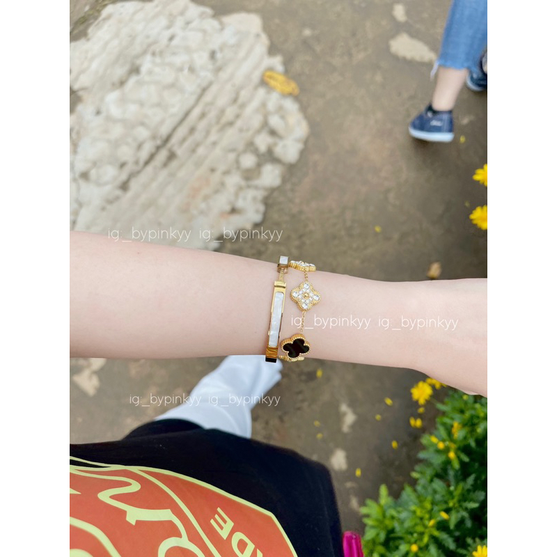 Set có sẵn không đen ghỉ