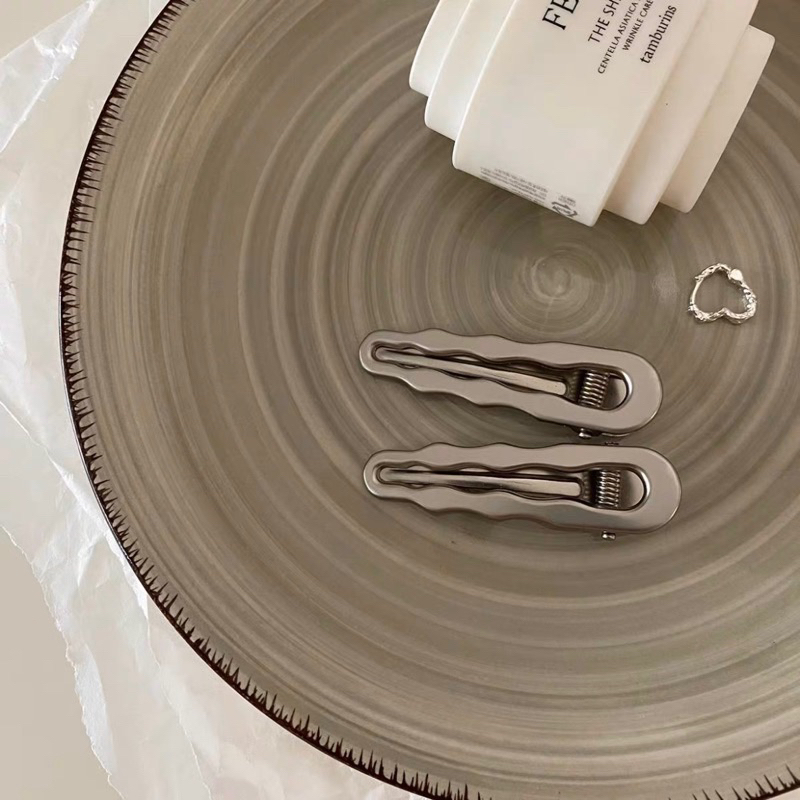 Kẹp tóc kim loại gợn sóng Butterfly