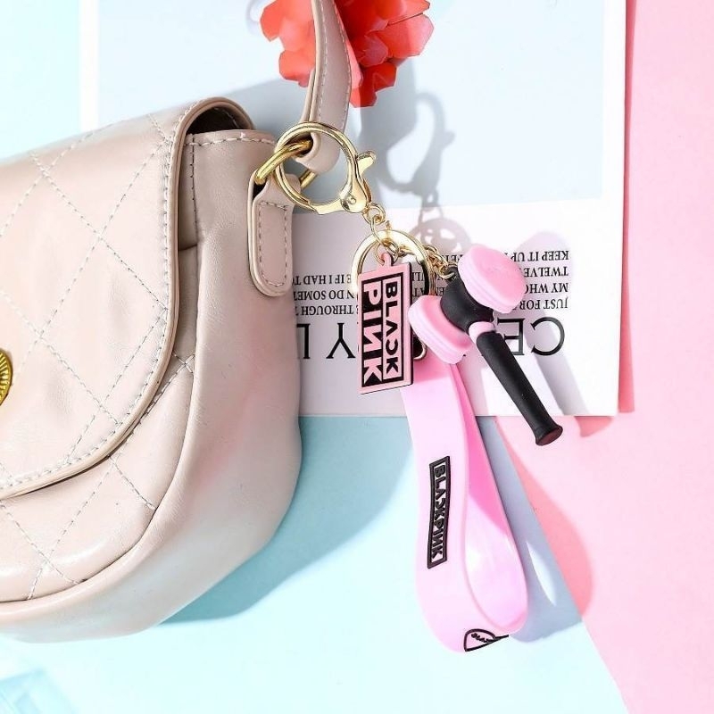 Móc khóa blackpink hồng kute - búa blackpink