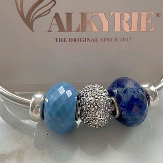 Đá Sodalite xanh dương của Valkyrie Gems Beads