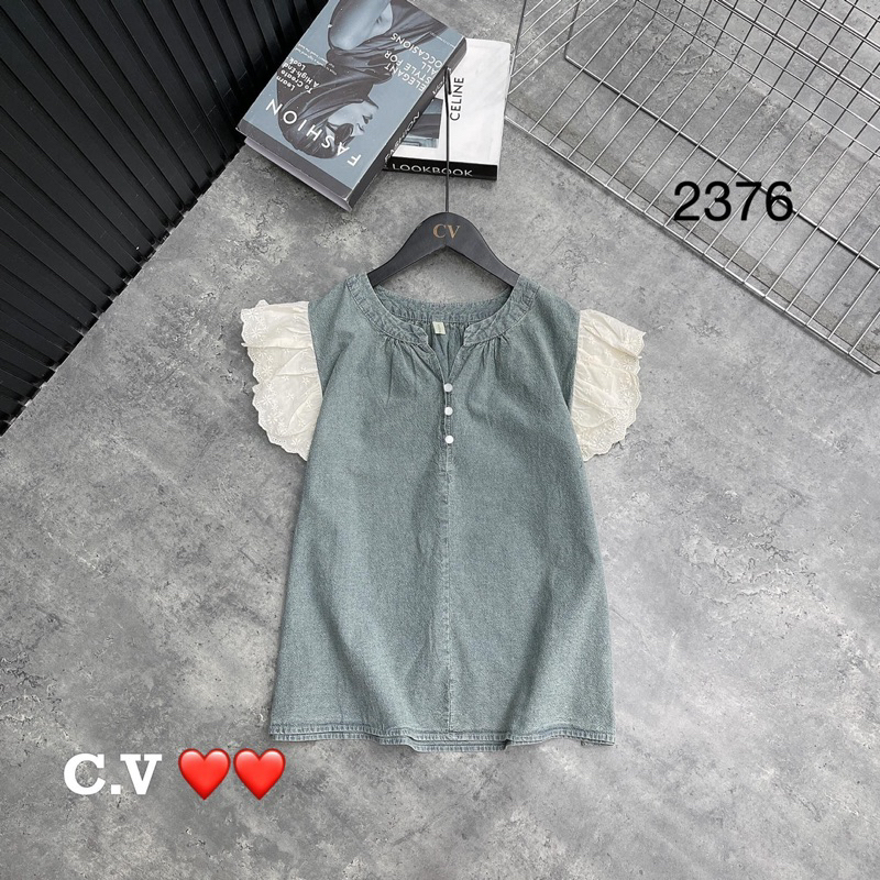 ÁO JEAN DENIM PHỐI TAY BÈO HOA THÔ KHUY NGỌC CHẤT BÒ GIẤY MỀM MÁT.