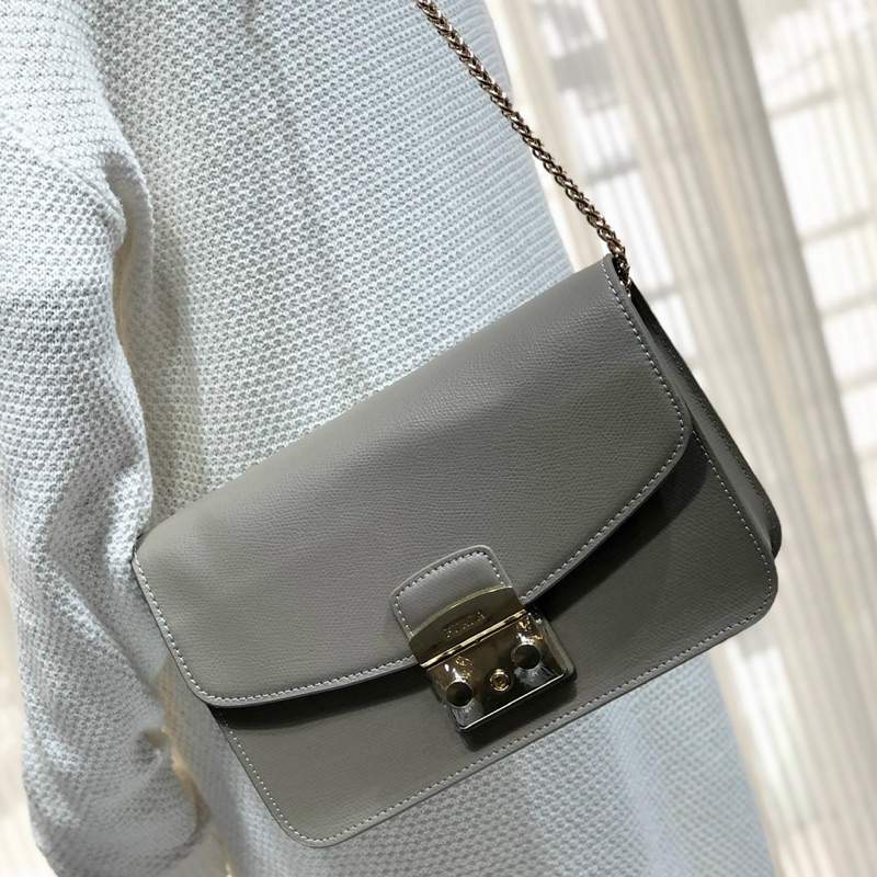 Túi furla metropolis