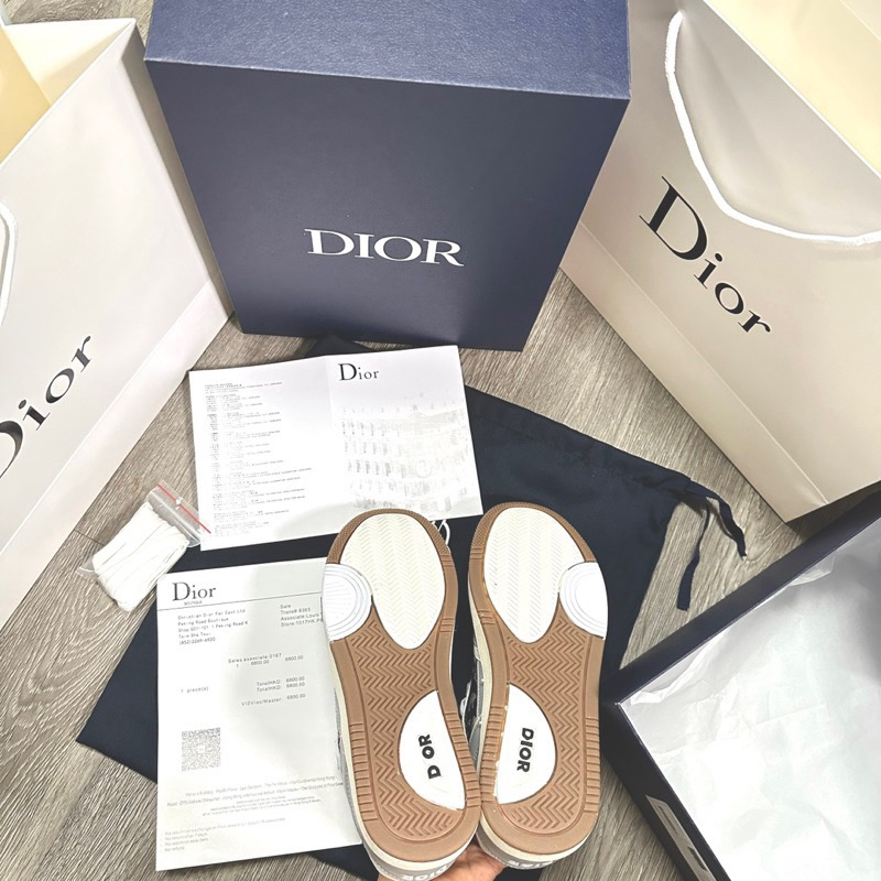 Giày Dior 2 màu trắng trắng,xám mới nhất bản luxury full giấy tờ phụ kiện