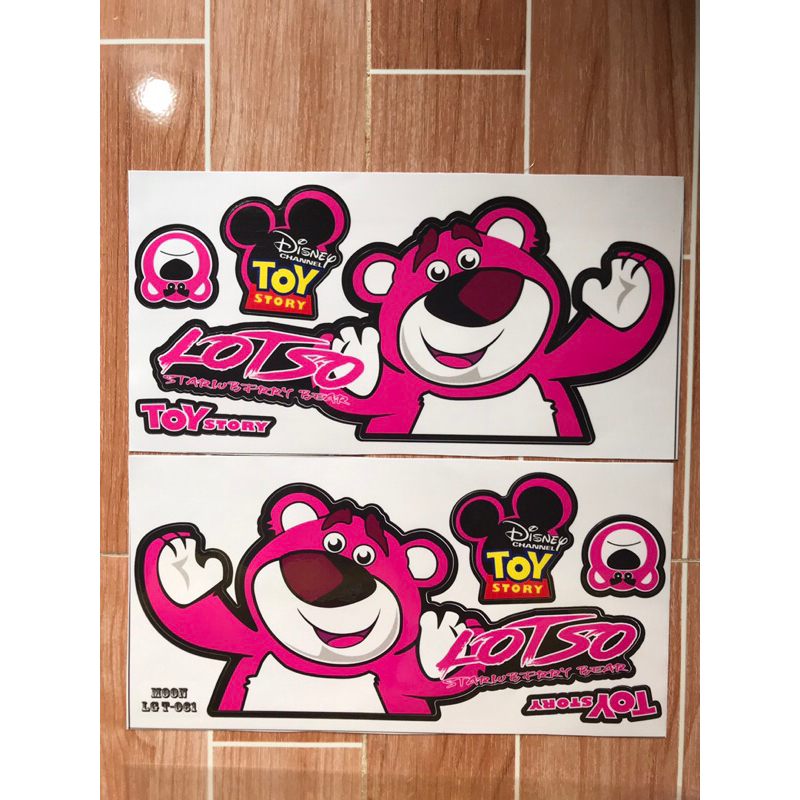 Tem gấu dâu dán xe