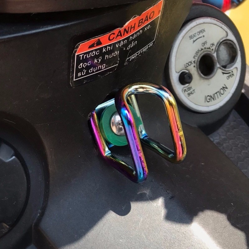 Móc Treo Đồ 7 Màu titan gắn xe máy xe điện đồ dùng trong nhà