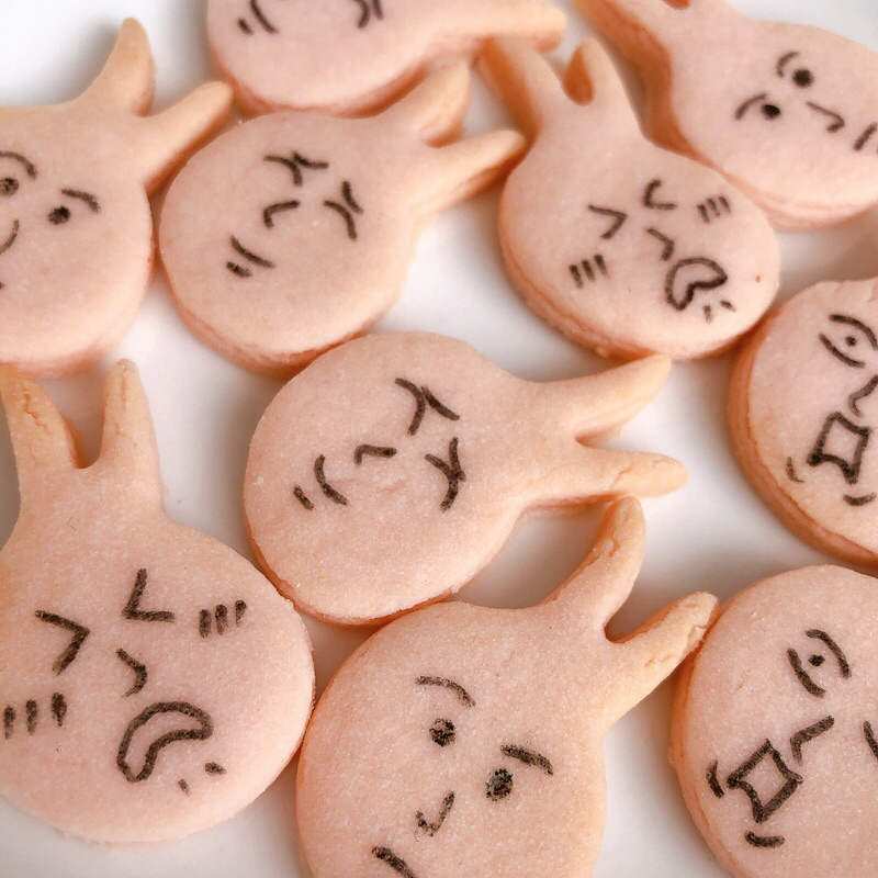 Bánh quy thỏ Hồng meme