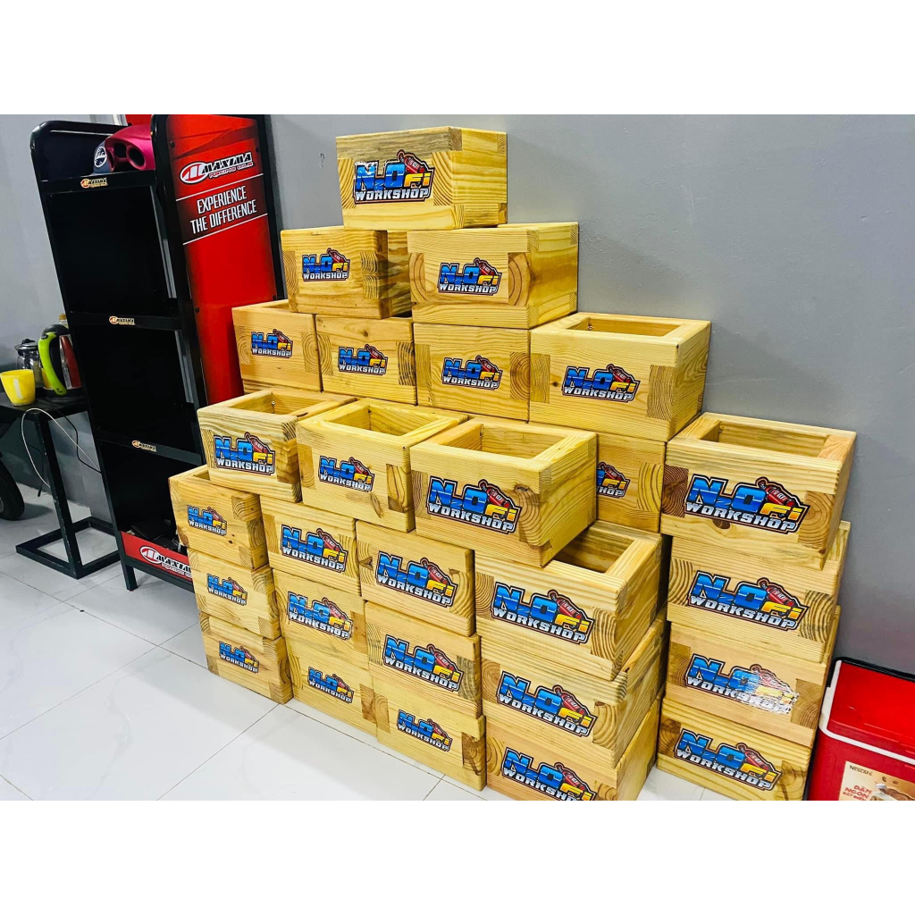 KỆ GỖ RÁP MÁY