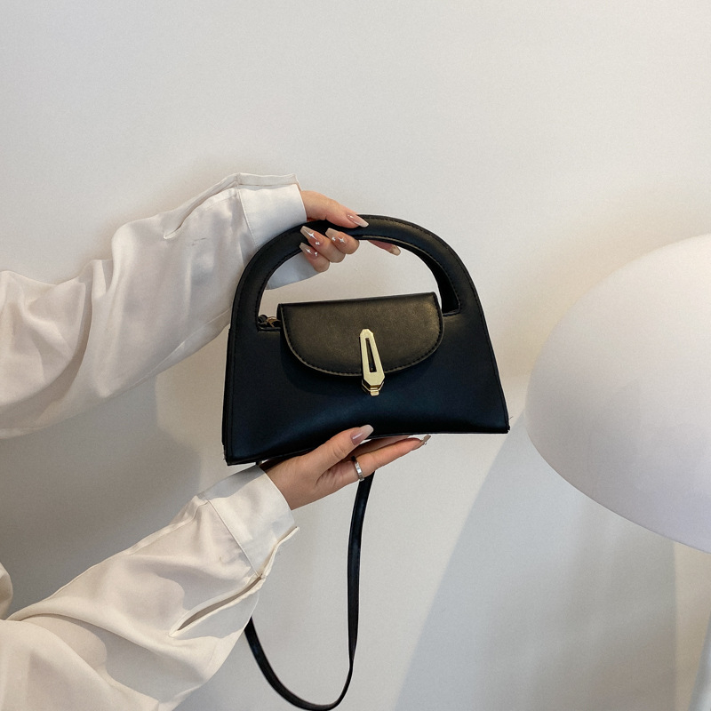 Túi xách nữ cầm tay đeo chéo mini đi chơi phong cách Hàn Quốc, size 20cm