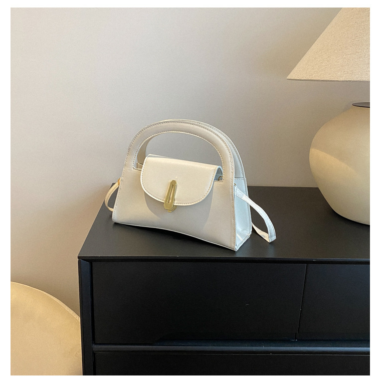 Túi xách nữ cầm tay đeo chéo mini đi chơi phong cách Hàn Quốc, size 20cm