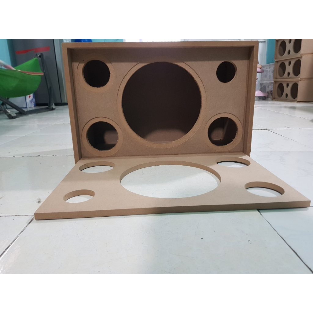 Vỏ thùng loa thô 1bass 25 đơn có mặt ecang