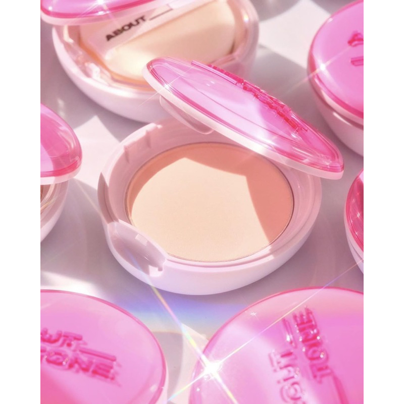 PHẤN PHỦ ABOUT TONE GLOW POWDER PACT 8G