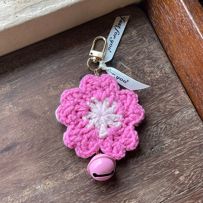 Móc khoá hoa anh đào by Minet