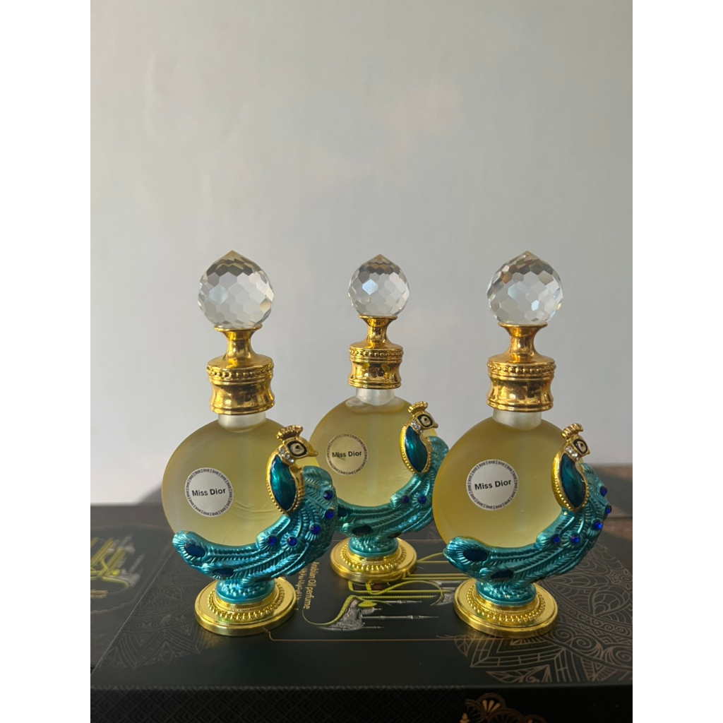 Tinh dầu dubai hương MissDior trẻ trung, lịch sự chai 15ml - tinh dầu dubai chính hãng | BigBuy360 - bigbuy360.vn