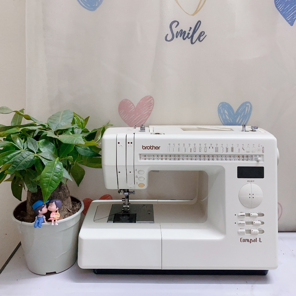Máy may gia đình Nhật bãi Brother Compal U/L (bảo hành 18 tháng)