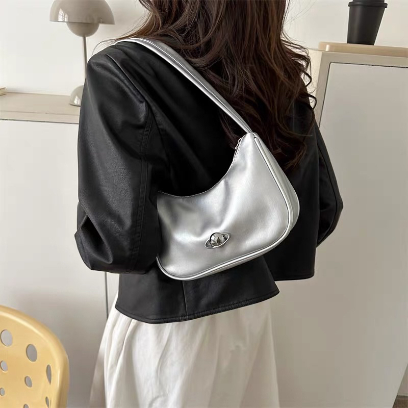 Túi đeo vai vầng trăng Butterfly