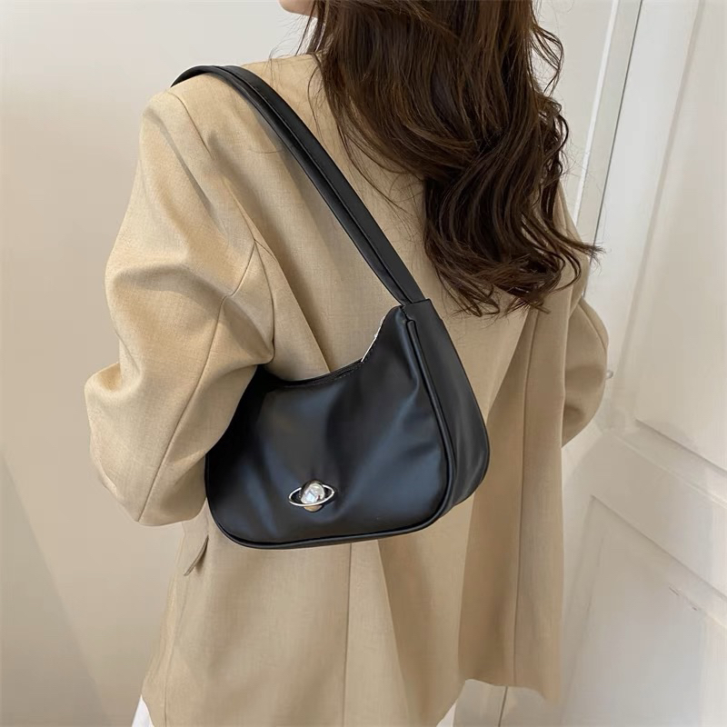 Túi đeo vai vầng trăng Butterfly