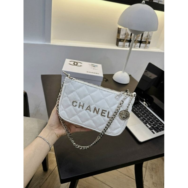 Túi đeo chéo kẹp nách xích đồng xu xanh jean siêu đẹp 20cm