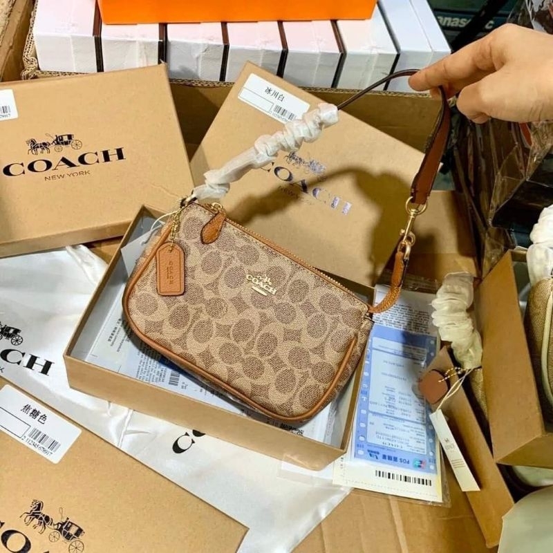 Túi kẹp nách #coach. dây ngọc 20cm chuẩn xịn sò có hộp