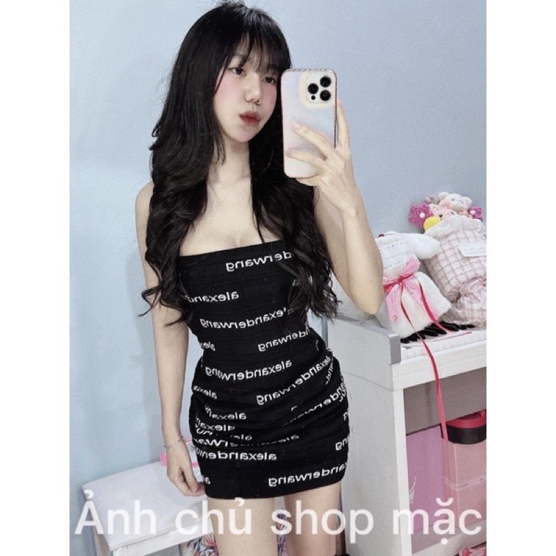 Đầm quây len body wang