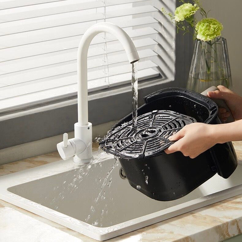 Nồi chiên không dầu mặt kính cảm ứng dung tích 5L BEAR QZG-F15H1 màu cafe sữa bảo hành 12 tháng