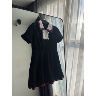 Váy đuôi cá cổ sơmi CG