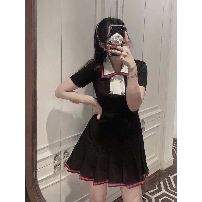 Váy đuôi cá cổ sơmi CG