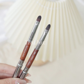 Cọ son môi mini có nắp đậy Makeup Forever 304