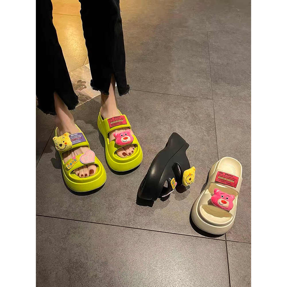 Dép 2 quai ngang đế đúc độn 6cm đính sticker gấu bông tăng chiều cao cho bạn nữ chất siêu nhẹ chống nước đi biển - DL220