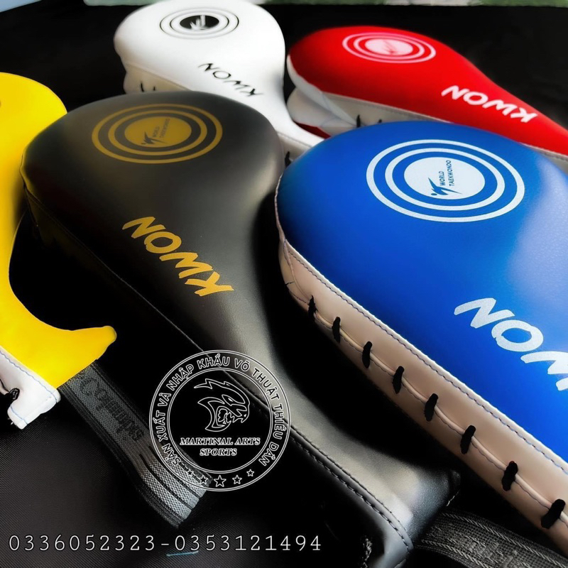 VỢT ĐÁ ĐÔI KWON