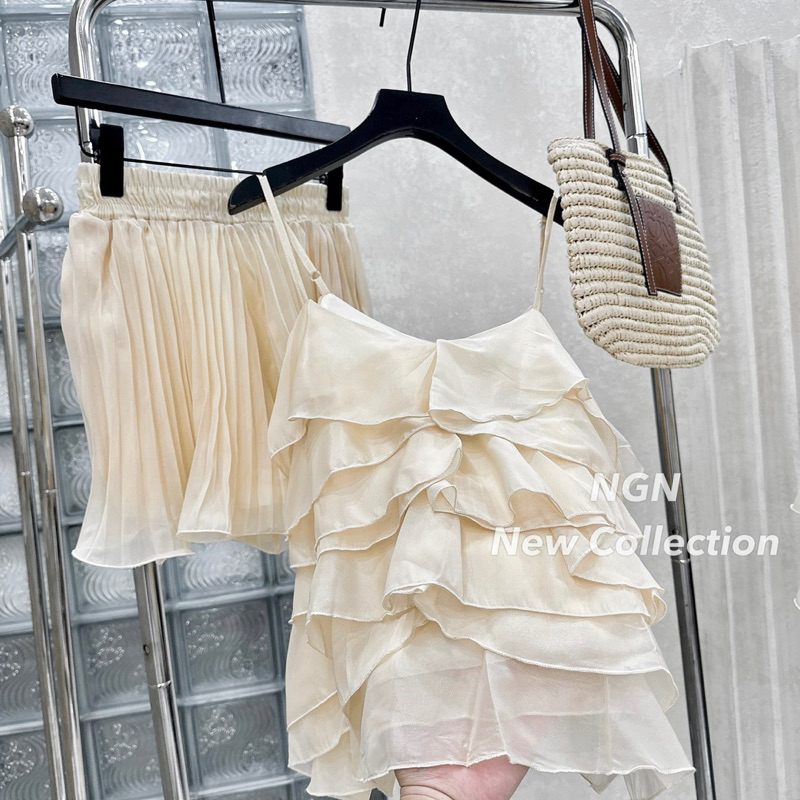 Sét áo hai dây tơ nhiều tầng + quần xếp li