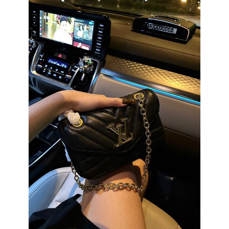 Túi đeo chéo *lv sóng *size21