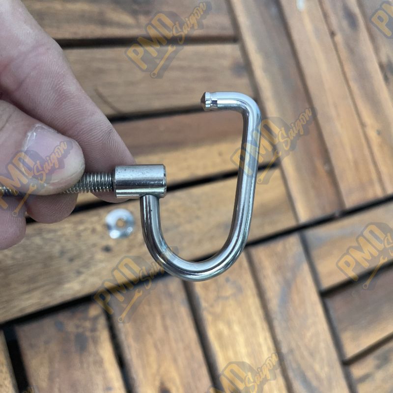 Móc bửng, móc treo xe máy inox hình lưỡi câu