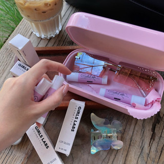 Son dưỡng có màu girls labs