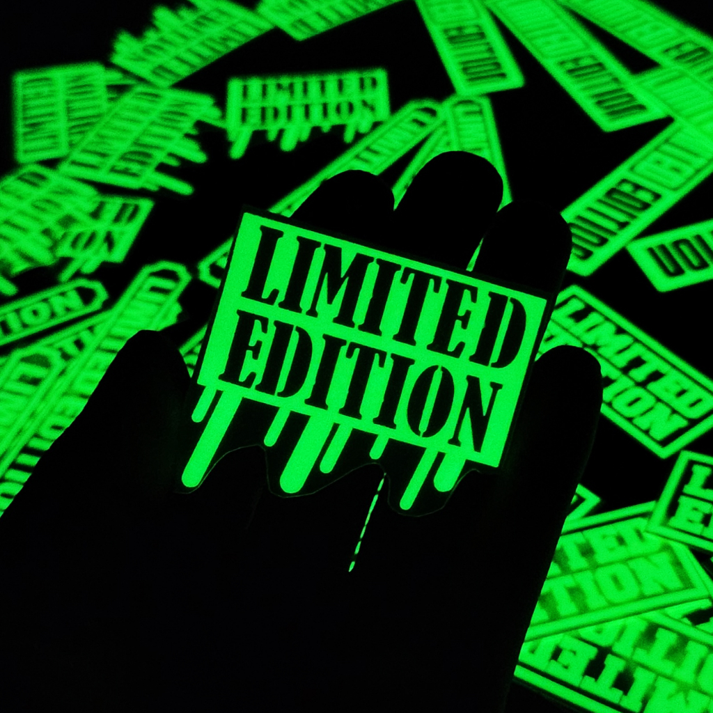 Tem LIMITED EDITION dạ quang phát sáng ban đêm trang trí xe honda Yamaha