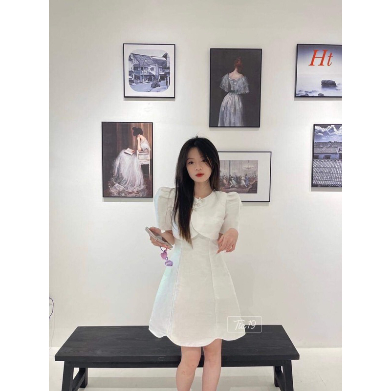 Váy trắng đính nơ đá lượn gấu HT12