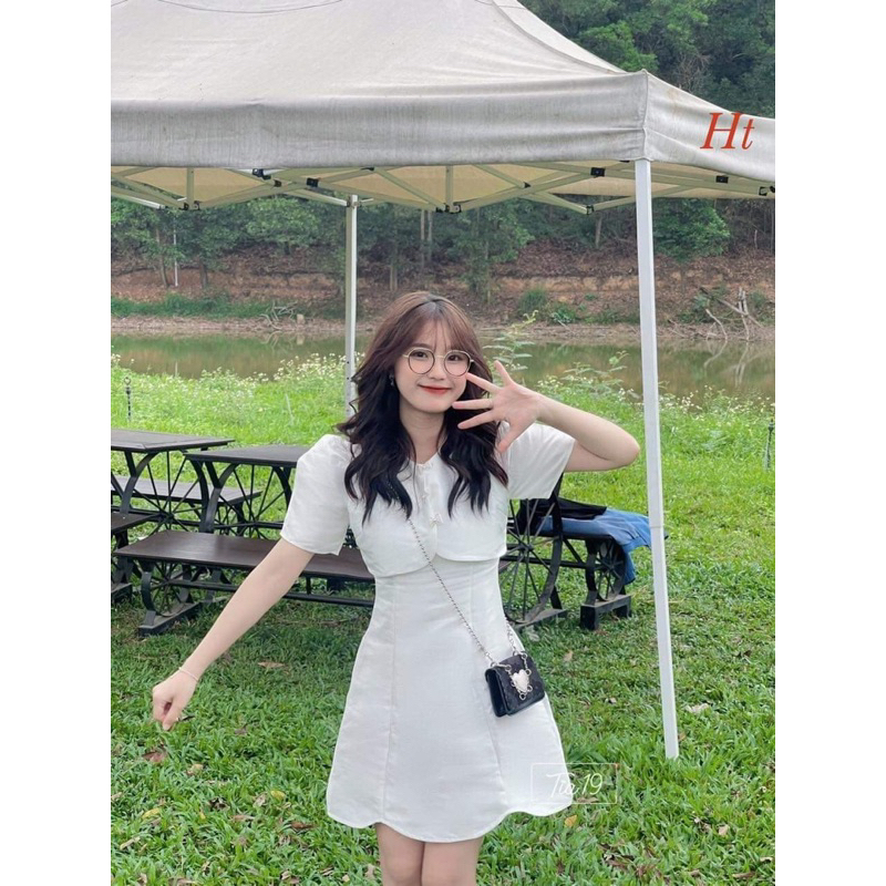 Váy trắng đính nơ đá lượn gấu HT12