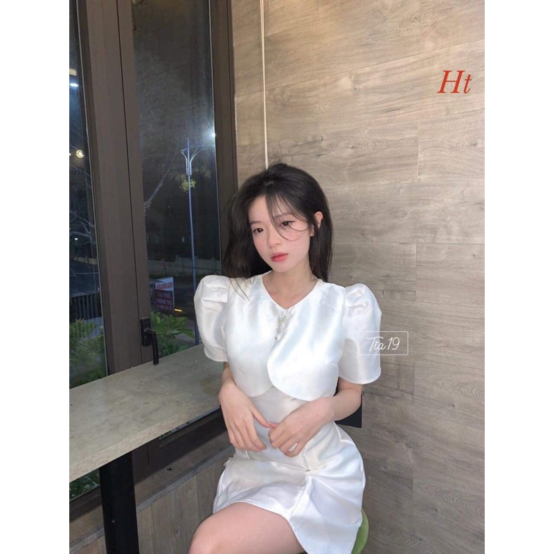 Váy trắng đính nơ đá lượn gấu HT12