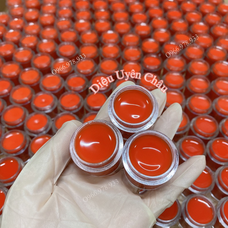 Son Dưỡng Kích Nên màu sau phun xăm hũ 10g