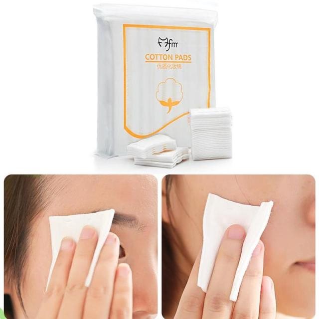 Bông tẩy trang Cotton Pads, Bông tẩy trang 3 lớp làm hoàn toàn từ cotton, 1 túi dip gồm 222 miếng