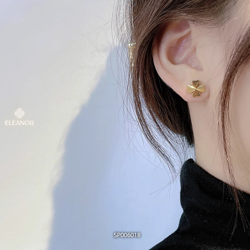 Bông tai nữ chuôi bạc 925 Eleanor Accessories hình cỏ bốn lá phụ kiện trang sức 6018