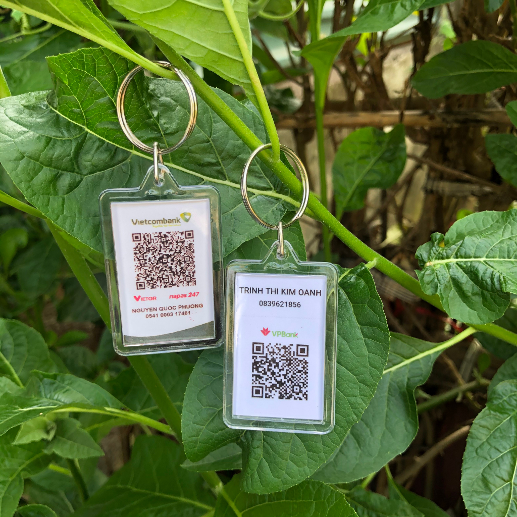 Móc khoá in mã QR code tài khoản ngân hàng theo yêu cầu