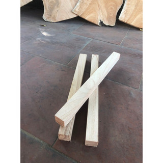 Thanh gỗ Xoan vuông 4*4*50cm