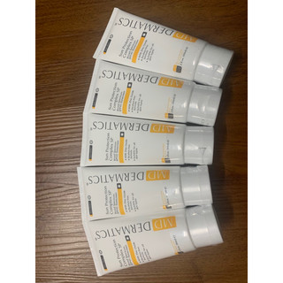 Md dermatics kem chống nắng spf45