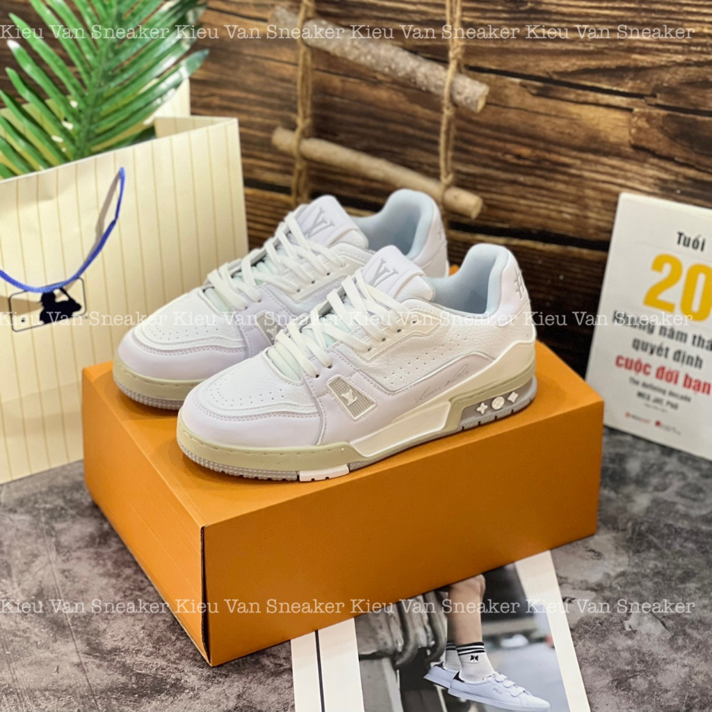 Giày Thể Thao LV 54 Trainer White Grey LV Da Trắng Xám Họa Tiết Phản Quang.