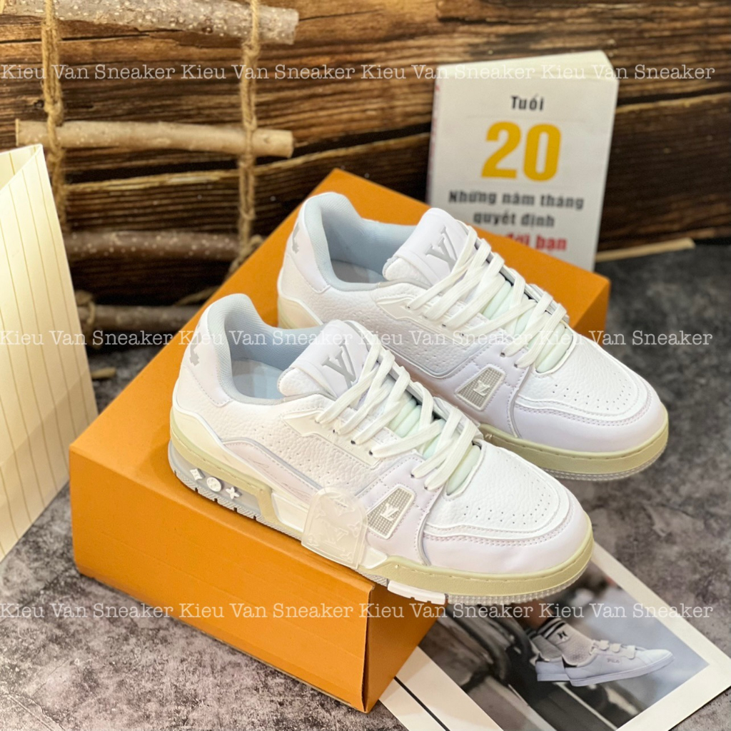 Giày Thể Thao LV 54 Trainer White Grey LV Da Trắng Xám Họa Tiết Phản Quang.