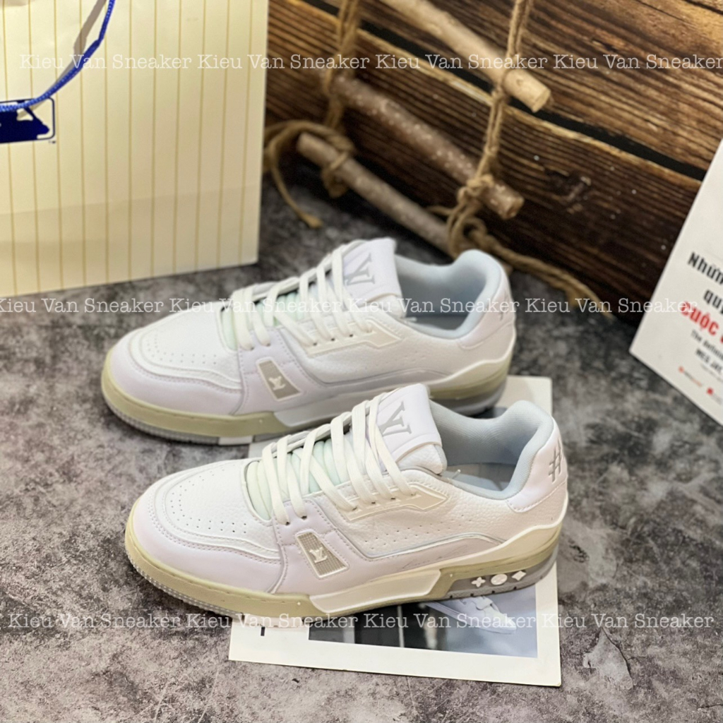 Giày Thể Thao LV 54 Trainer White Grey LV Da Trắng Xám Họa Tiết Phản Quang.